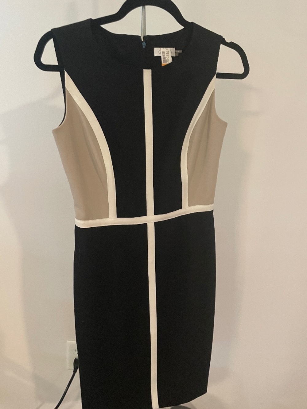 CALVIN KLEIN - Colorblock Sheath Dress - Size 0